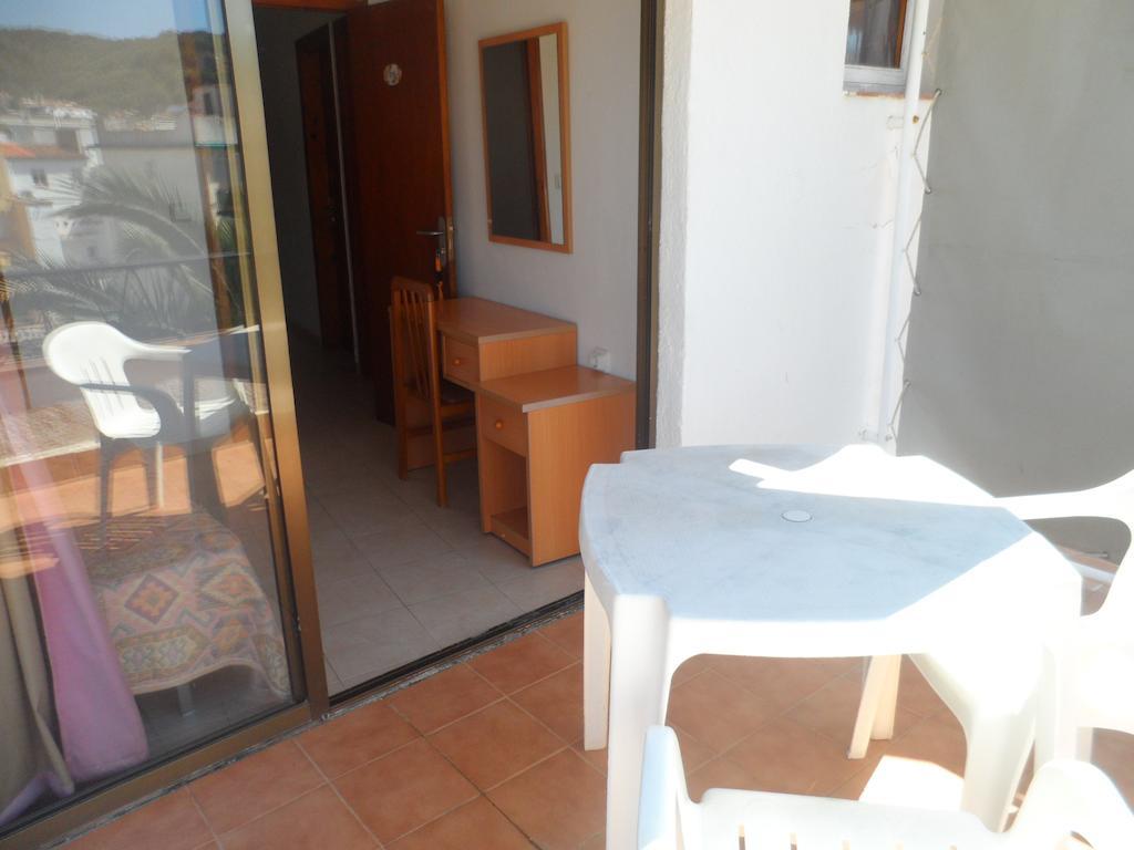 توسا ذي مار Hotel Canaima المظهر الخارجي الصورة